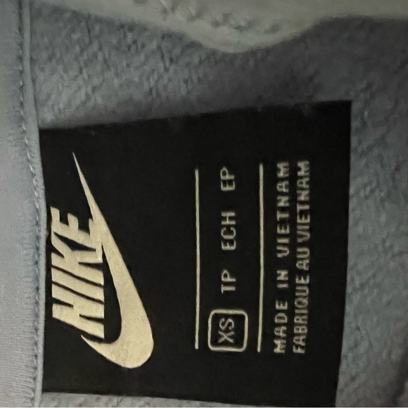 Blue nike hoodie - Picture 3 of 3